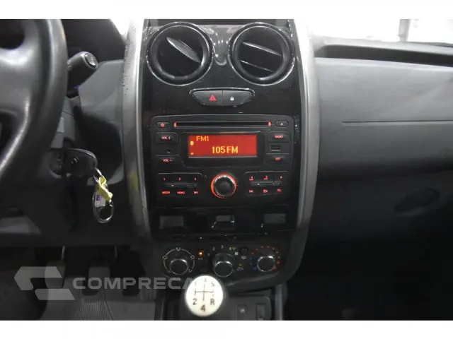 DUSTER - 1.6 EXPRESSION 4X2 16V 4P MANUAL