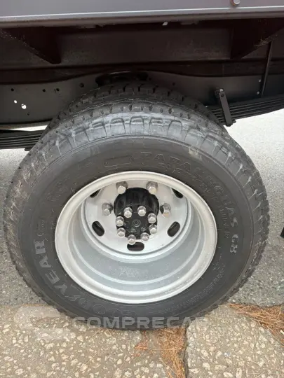 710 Modelo sem Versão