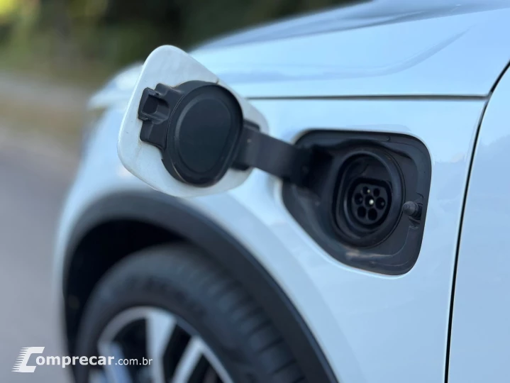 XC40 1.5 T5 Hybrid R-design FWD Geartronic