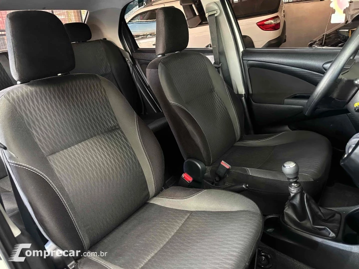 ETIOS 1.5 XS SEDAN 16V FLEX 4P MANUAL
