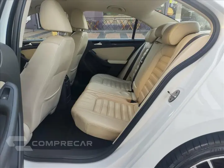 JETTA 2.0 TSI Highline 211cv