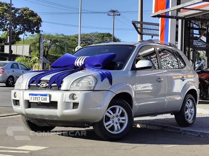 TUCSON 2.0 MPFI GLS 16V 143CV 2WD GASOLINA 4P AUTOMÁTICO