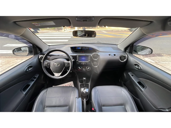 ETIOS 1.5 PLATINUM 16V FLEX 4P AUTOMÁTICO