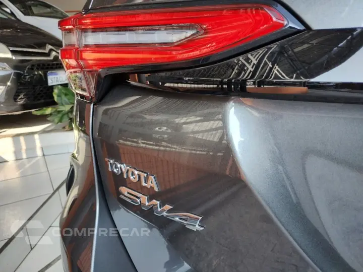 HILUX SW4 2.8 D-4D TURBO DIESEL DIAMOND 7L 4X4 AUTOMÁTICO