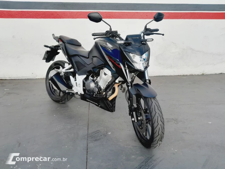 CB 300F Twister Flex