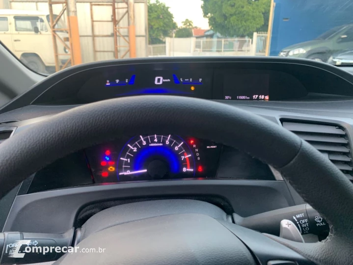 Civic 2.0 16V 4P FLEX LXR AUTOMÁTICO
