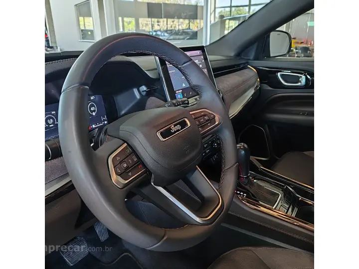 COMMANDER 1.3 T270 TURBO FLEX OVERLAND AT6