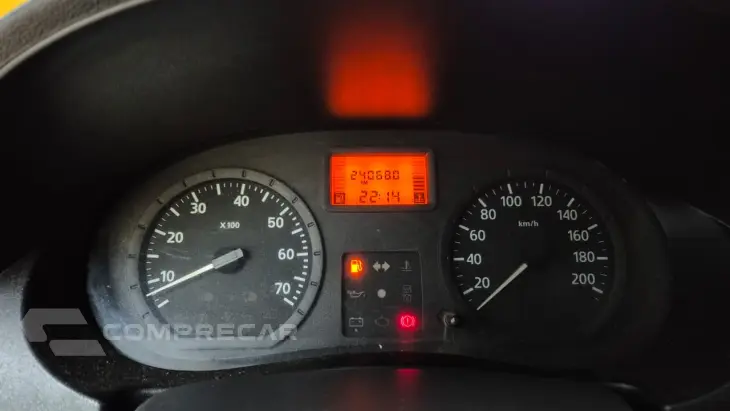 LOGAN 1.0 12V SCE Expression