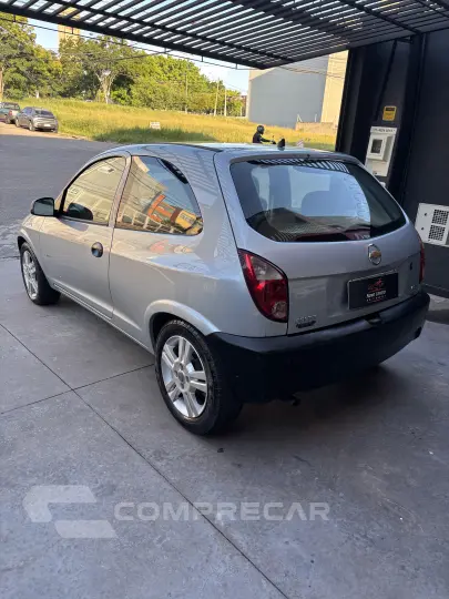 CELTA 1.0 MPFI Life 8V