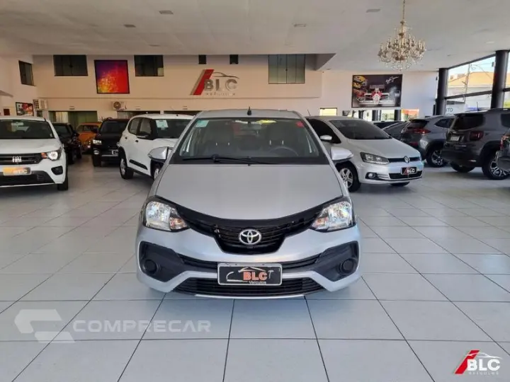 ETIOS HB XPLUS AT