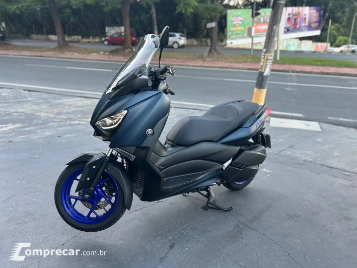 Xmax Abs