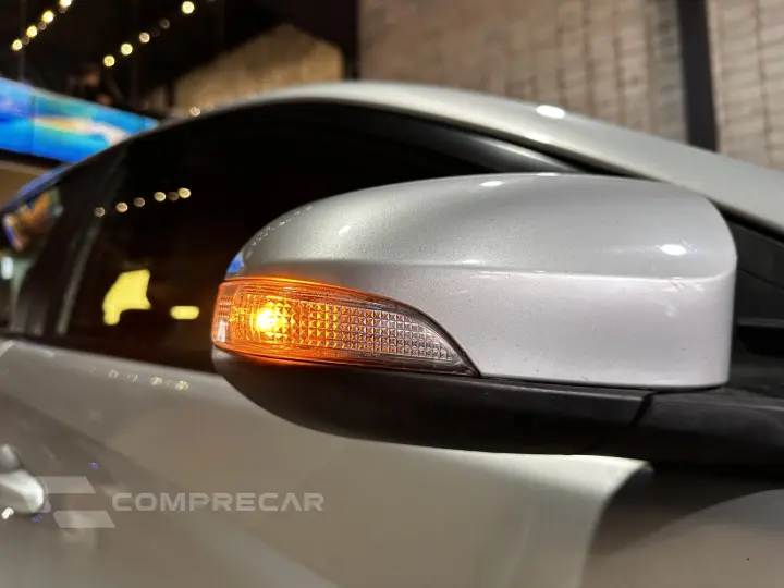 YARIS 1.5 16V FLEX XLS CONNECT MULTIDRIVE