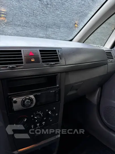 MERIVA 1.8 MPFI JOY 8V
