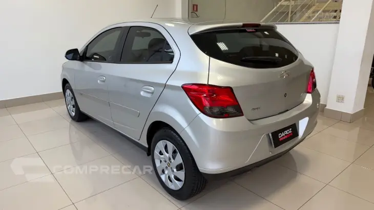 ONIX HATCH LT 1.4 8V FlexPower 5p Mec.