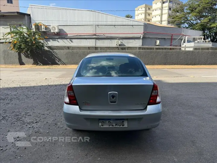 CLIO 1.6 Privilége Sedan 16V