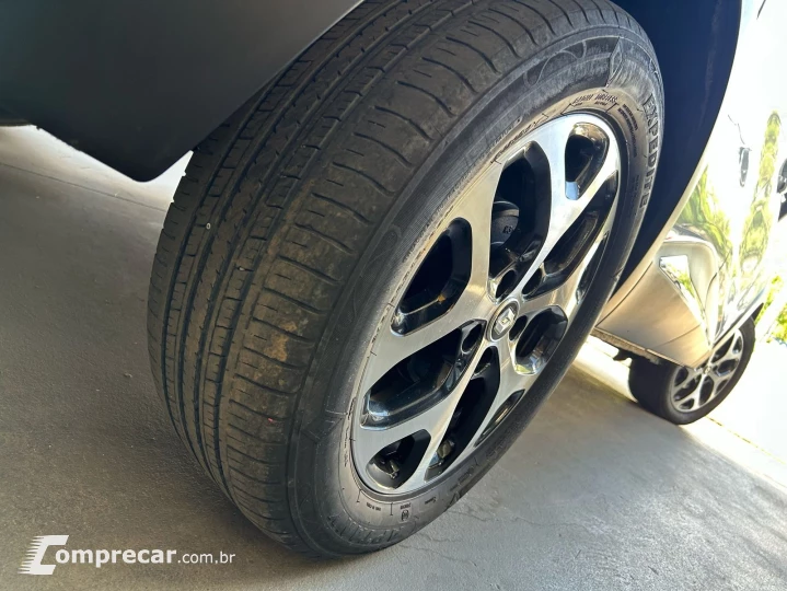 CAPTUR Intense 2.0 16V Flex 5p Aut.