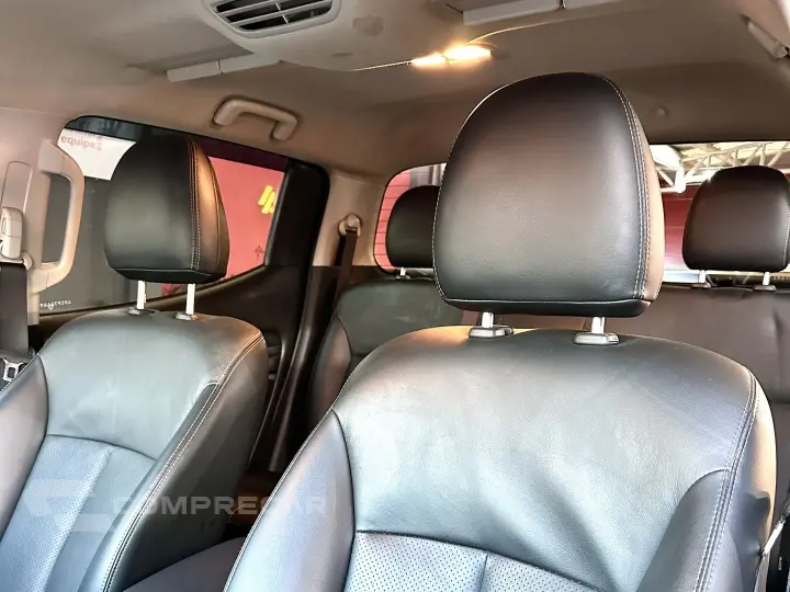 L200 TRITON 2.4 16V TURBO DIESEL SPORT SAVANA SERTÔES CD 4P