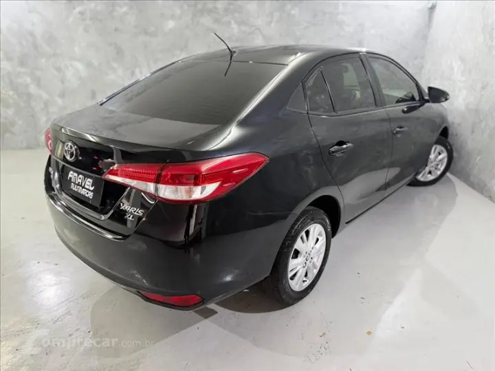 YARIS 1.5 16V Sedan XL