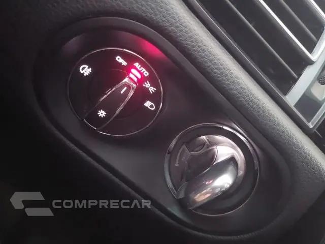 MACAN - 2.0 16V 4P AUTOMÁTICO