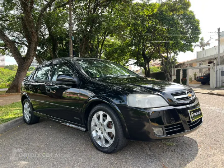 ASTRA 2.0 MPFI Advantage 8V