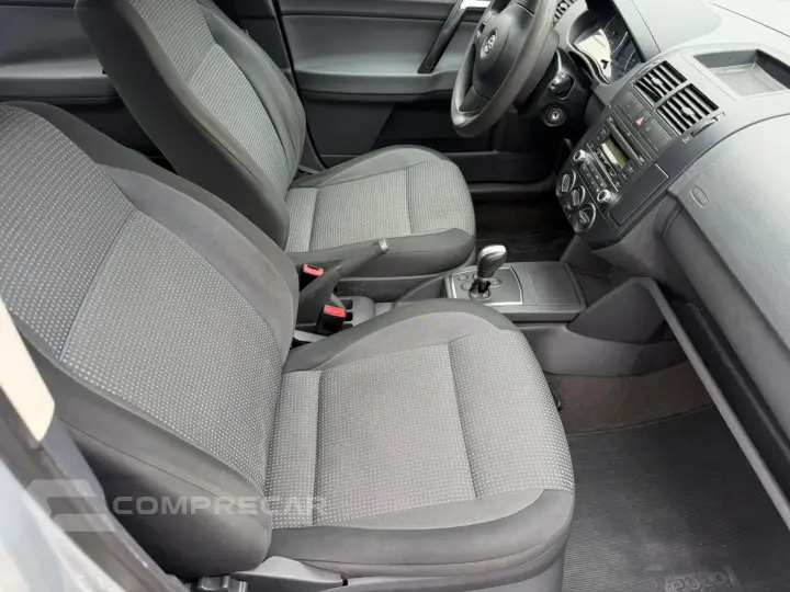 Polo Sedan I MOTION  1.6 Total Flex  4p