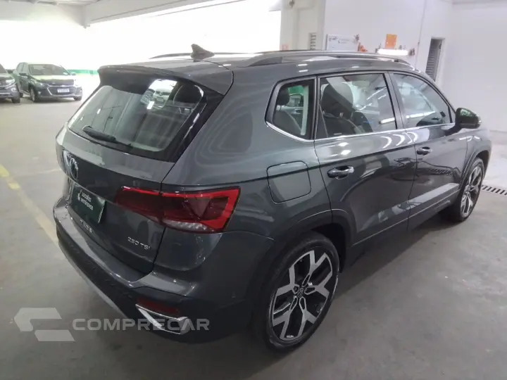 TAOS 1.4 250 TSI TOTAL FLEX HIGHLINE AUTOMÁTICO