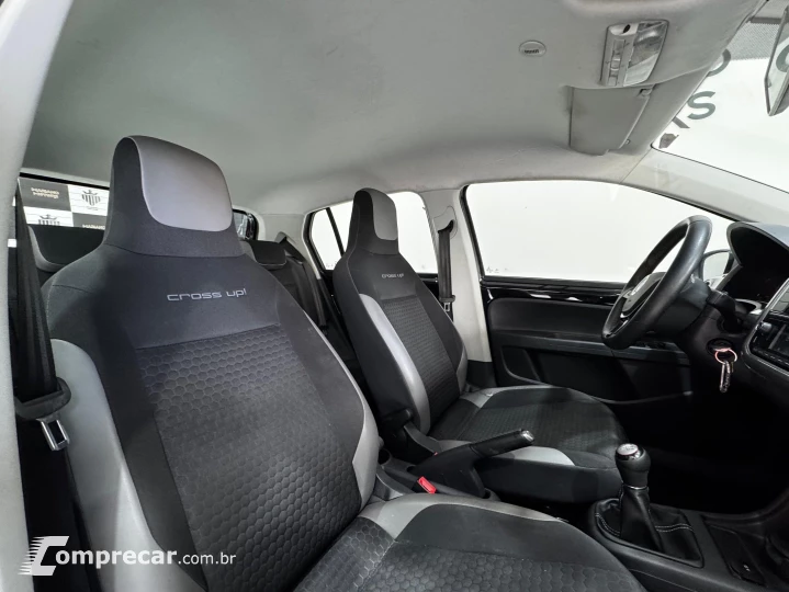 CROSS UP 1.0 TSI 12V FLEX 4P MANUAL