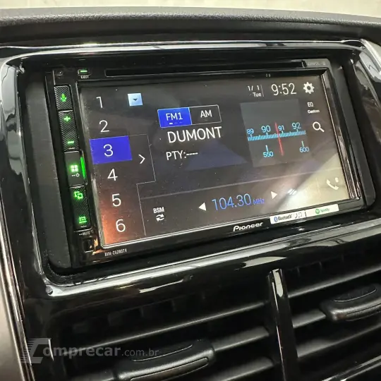 YARIS XL Live Sedan 1.5 Flex 16V 4p Aut.