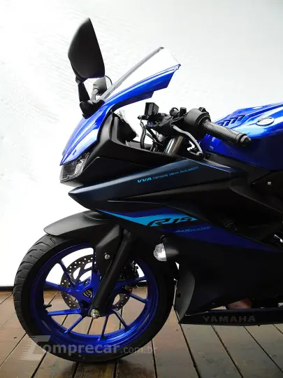 YAMAHA YZF R15 ABS