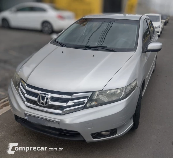 CITY 1.5 LX Sedan 16V