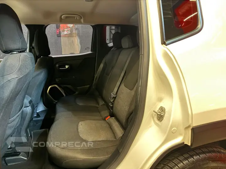 Renegade 1.8 16V Flex 4P Automático