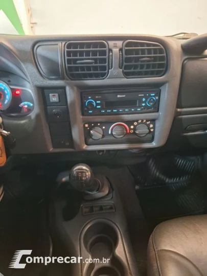 S10 2.4 MPFI Executive 4X2 CD 8V