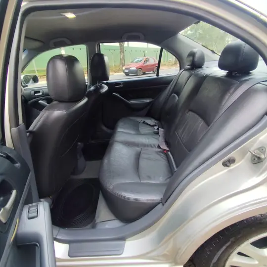 Civic Sedan LXL 1.7 16V 130cv Mec 4p