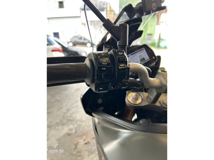 MT-09 TRACER 900 GT
