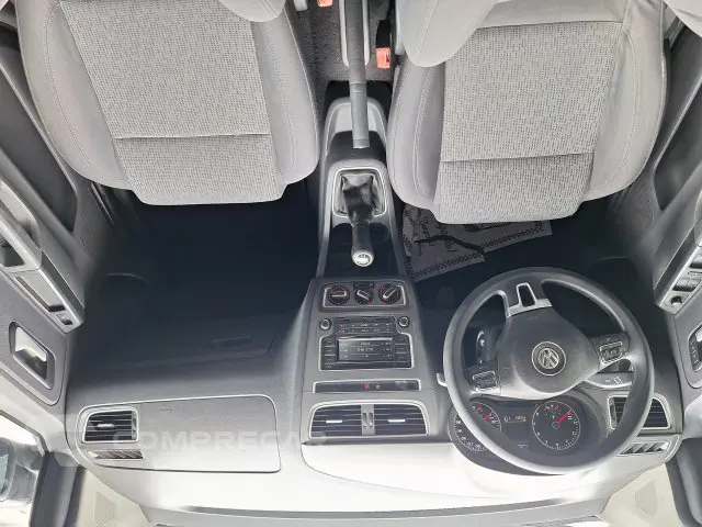 FOX - 1.0 MI 8V 4P MANUAL