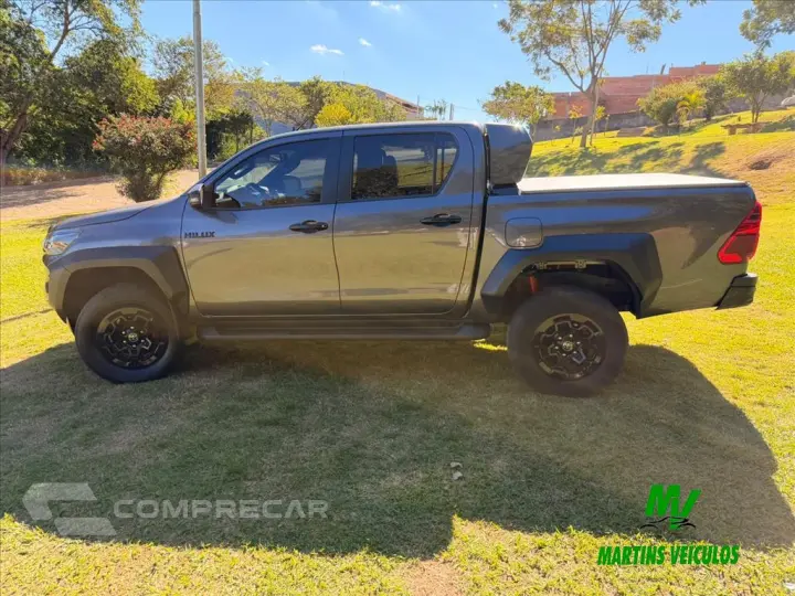 HILUX 2.8 D-4D TURBO DIESEL CD GR-S 4X4 AUTOMÁTICO