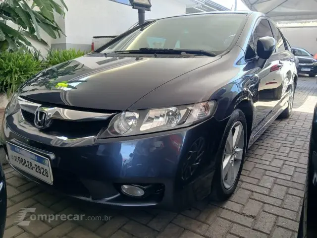 CIVIC - 1.8 LXS 16V 4P AUTOMÁTICO