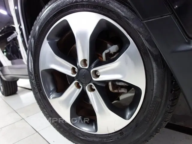 COMPASS - 2.0 16V LONGITUDE AUTOMÁTICO