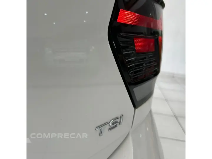 POLO 1.0 200 TSI COMFORTLINE AUTOMÁTICO