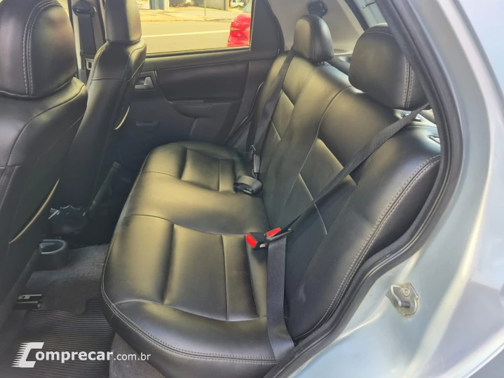 CELTA 1.0 MPFI LT 8V