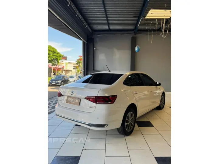 VIRTUS 1.0 200 TSI HIGHLINE AUTOMÁTICO