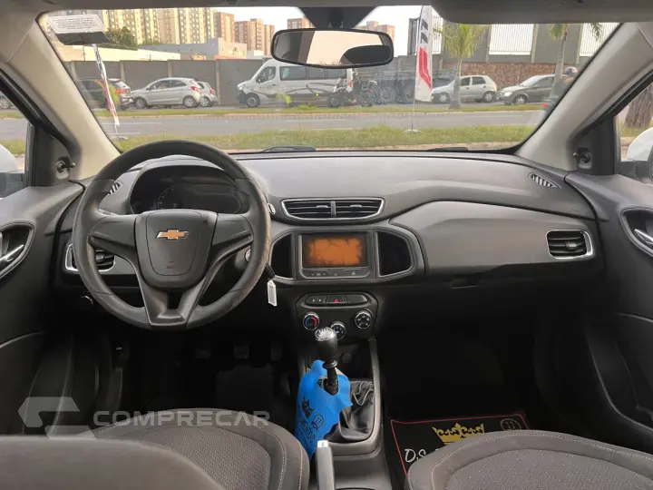 Onix Hatch 1.4 4P FLEX LT