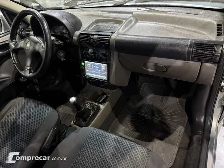 CLASSIC 1.0 MPFI LS 8V FLEX 4P MANUAL