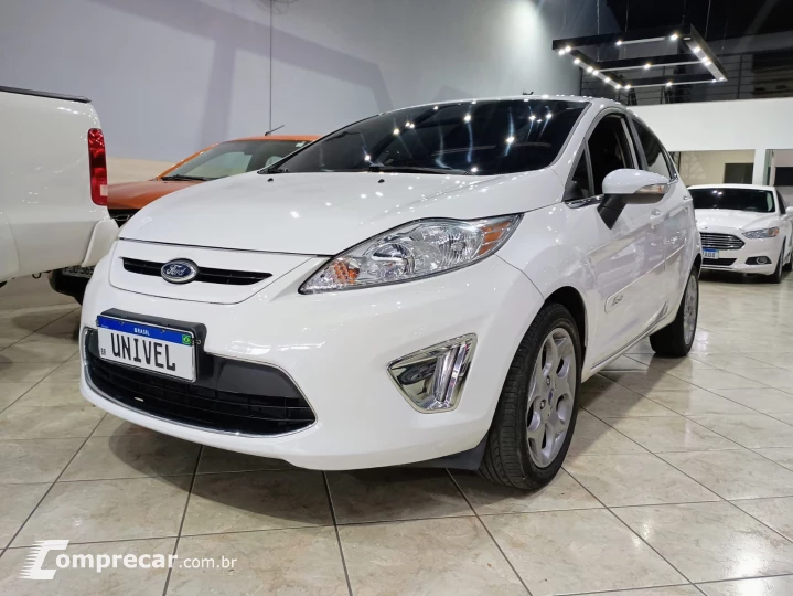 FIESTA 1.6 SE Plus Hatch 16V