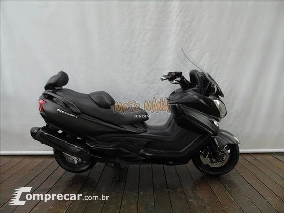 SUZUKI BURGMAN 650 EXECUTIVE