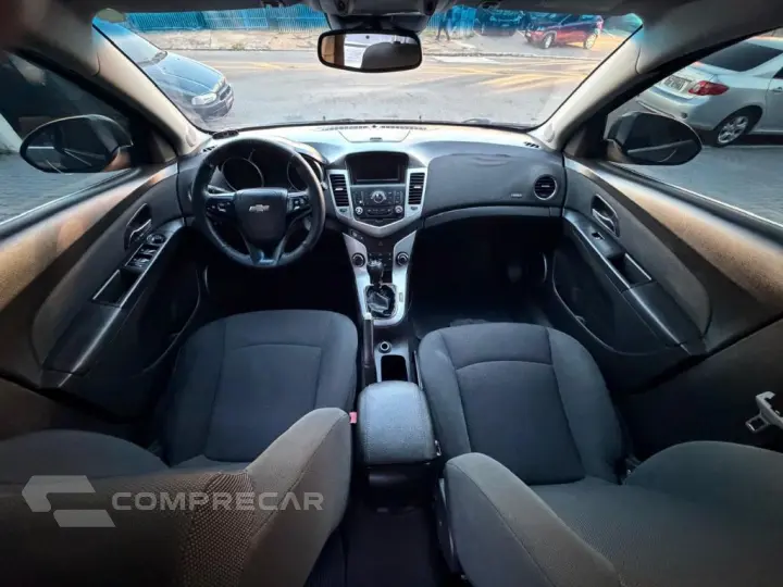 CRUZE LT 1.8 16V FlexPower 4p Mec.
