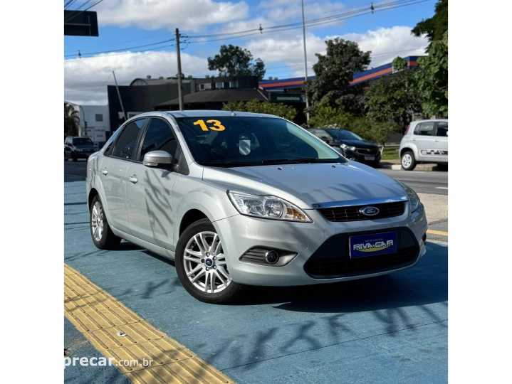 FOCUS 2.0 GLX SEDAN 16V FLEX 4P MANUAL