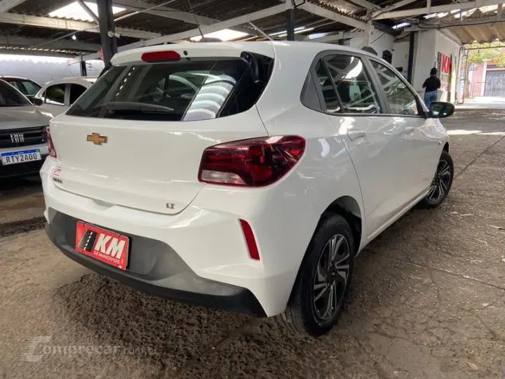 ONIX HATCH LT 1.0 12V FLEX 5P MEC.