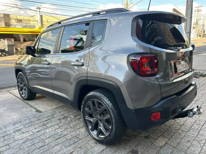RENEGADE 1.8 16V FLEX LONGITUDE 4P AUTOMÁTICO