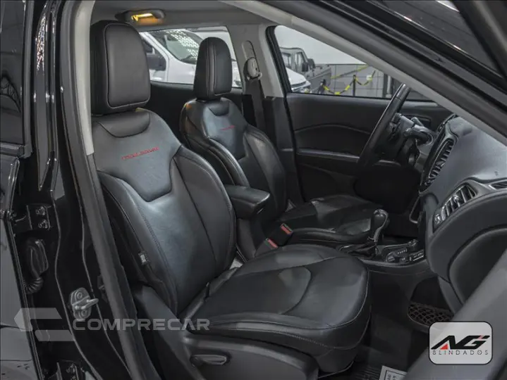 COMPASS 2.0 16V Trailhawk 4X4